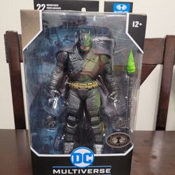 Batman Armor Suit DC MULTIVERSE