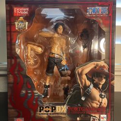 Portrait Of Pirates Figures