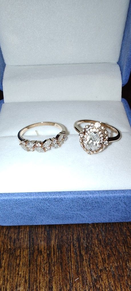 Rose Gold and Moissanite Engagement Ring (Wedding Band Included)