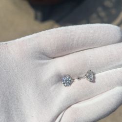 3.5MM D VVS1 Moissanite Stud Earrings 