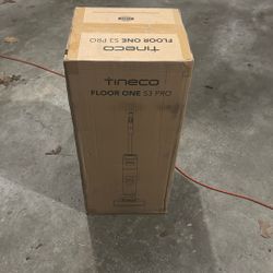 Cordless Wet Vacuum