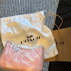 COACH…Powder Pink Teri Bag