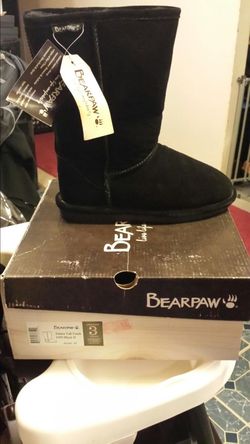 Bearpaw size 3 girls