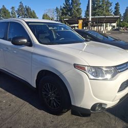 2014 Mitsubishi Outlander