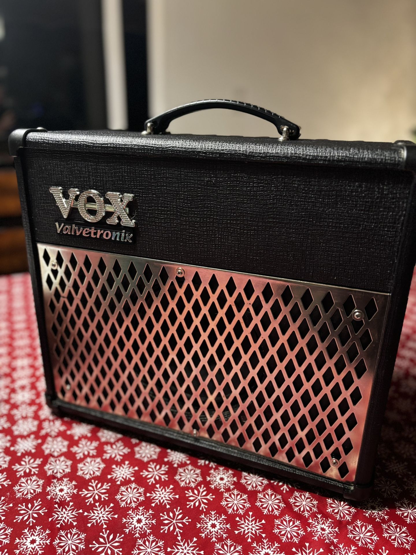VOX Valvetronix AD15VT Guitar Combo Amp