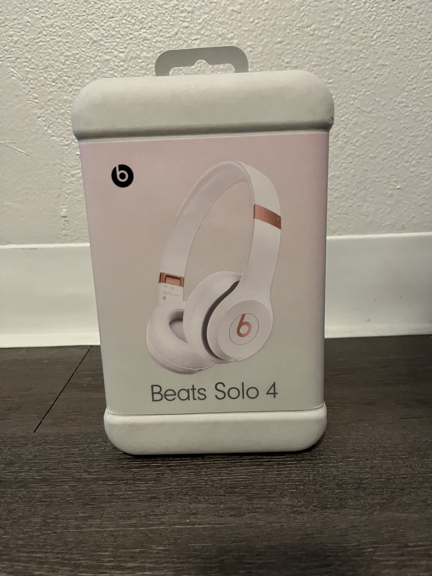 Beats Solo 4 Headphones