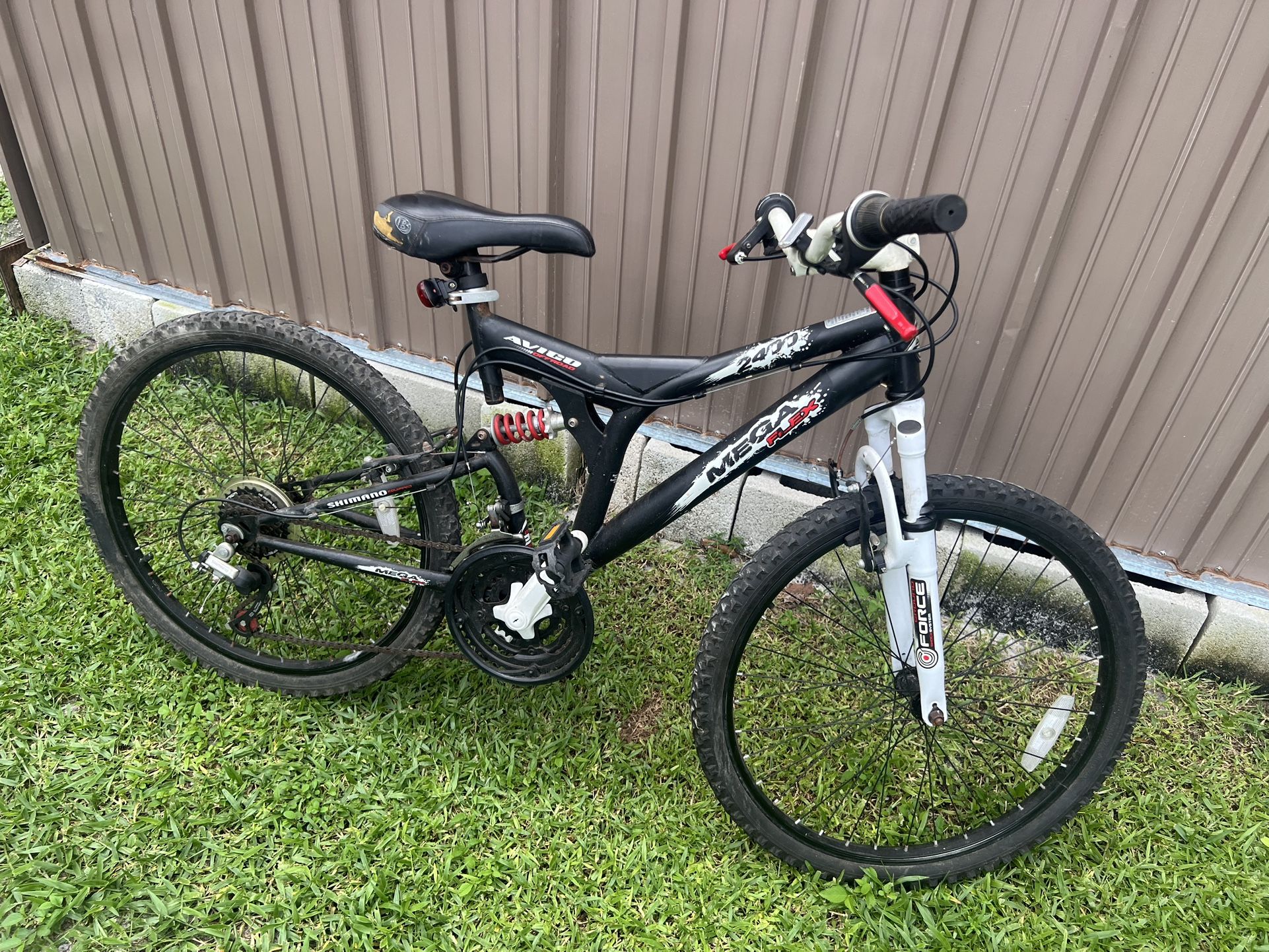 Avigo Mega Flex 2400 mountain bike