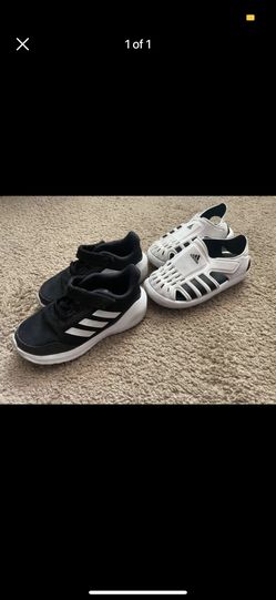 Boys Adidas Size 9/10 