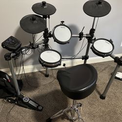 Simmons Electronic Drum Set