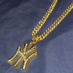 New York Yankees Large Iced Out Rhinestone Pendant Necklace