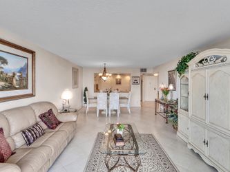 *Moving Sale May 8* Coffee and End tables