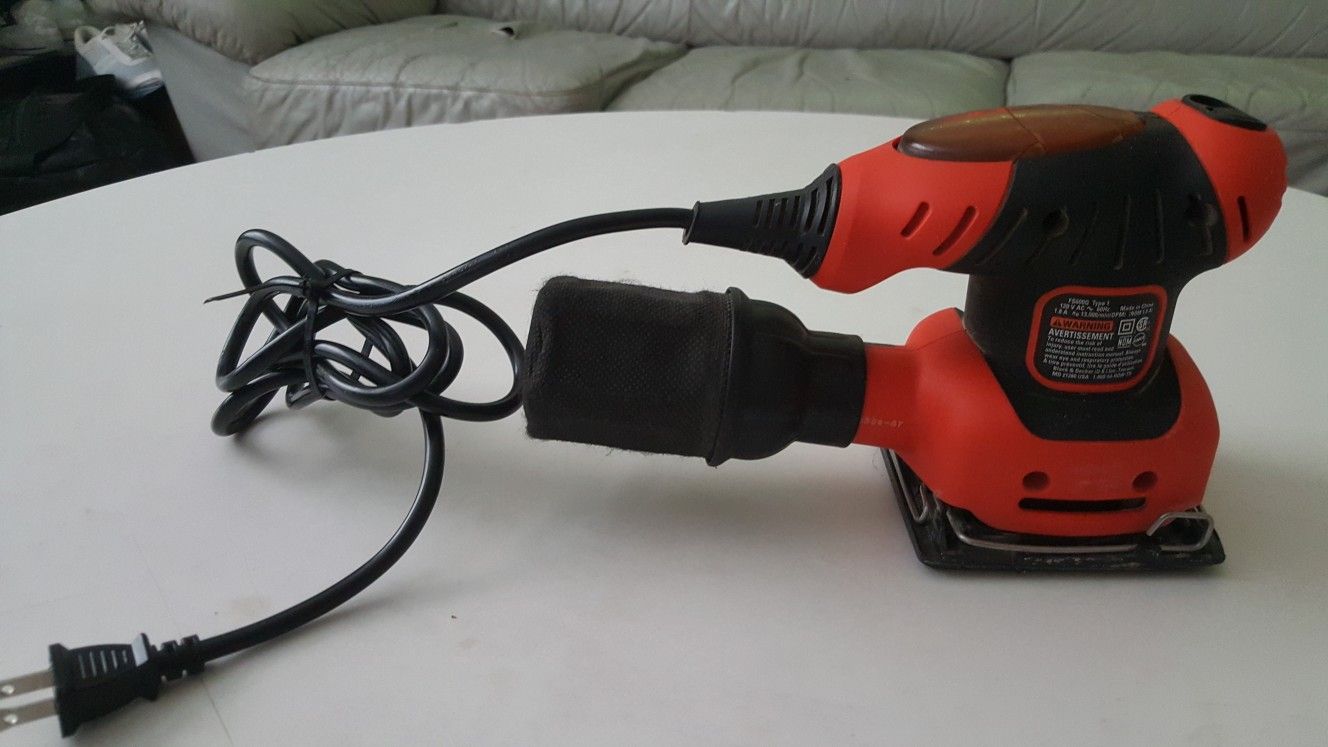 Black/Decker PALM SANDER