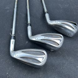 Nike Slingshot P,A,5 Golf Clubs