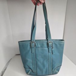  Vintage Coach Hampton Turquoise Gallery Tote/Baby Bag (Style #11203 / #F11203) in good, pre-owned condition