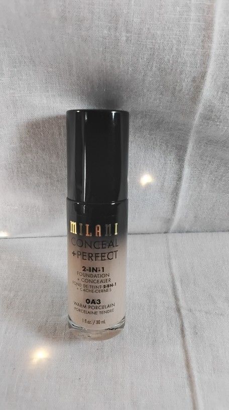 Milani Conceal Perfect 2-In-1 Foundation and Concealer 0A3 Warm Porcelain