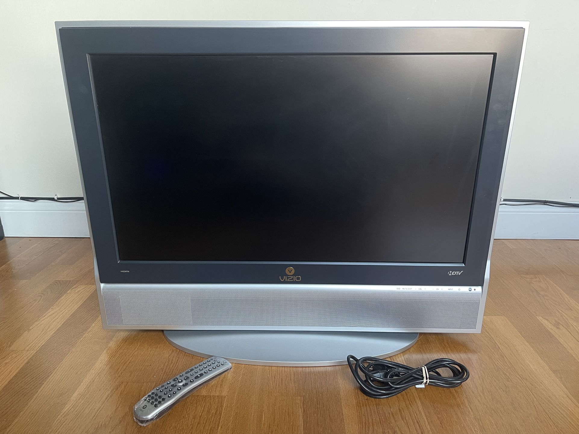 VIZIO L32 HDTV10A