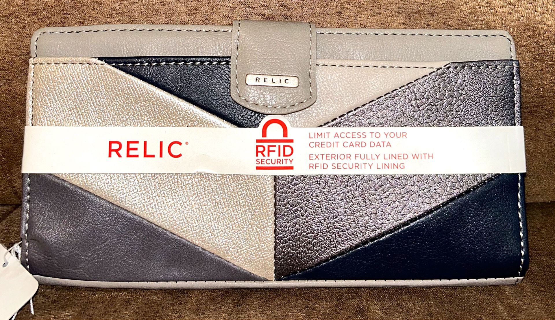 Relic Brand Colorblock Wallet