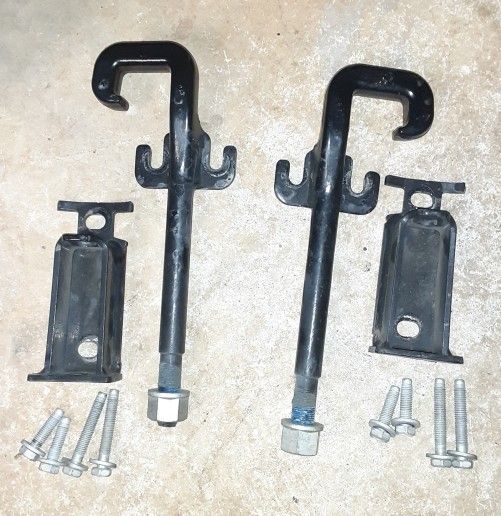 Tow Hooks/recovery Points