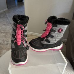 Boots Snow ❄️ 