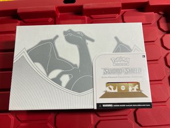 Charizard ultra premium collection
