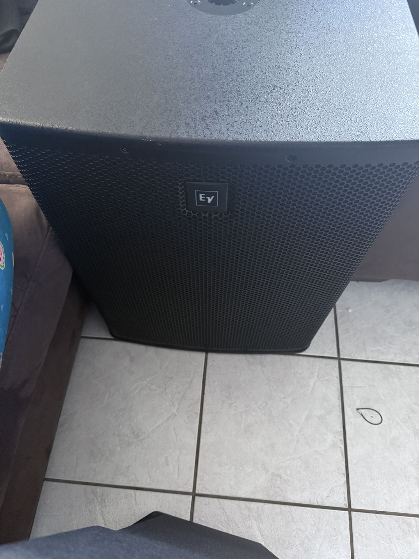 Subwoofer Ev118p And Turbpsound Speaker