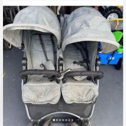 Valco Neo Twin Stroller