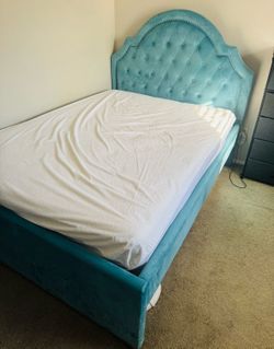 Velvet Teal Bed