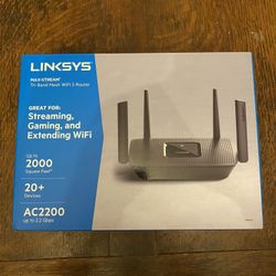 Linksys Max Stream Tri-Band Wifi 5 Router 