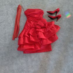 Red Dress Size 8, Shoes Size 7 And 1/2