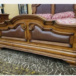 7 Piece Queen Bedroom Set