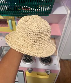 Baby beach hat  size 9 months H&M