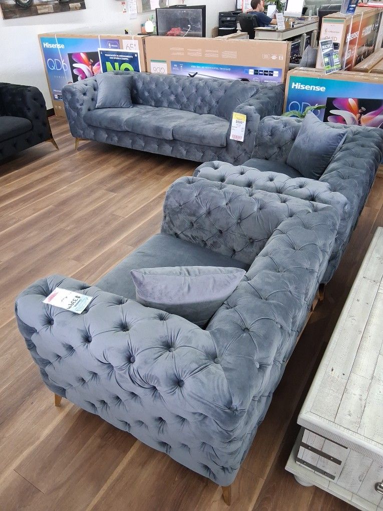 Sofa In Grey