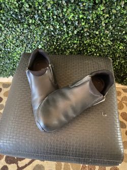 Black Sketchers Size 8