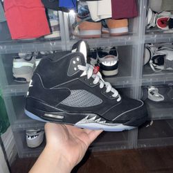 Jordan 5 Retro OG 'Black Metallic Reimagined'