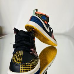 Jordan 1 Mid