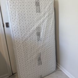 Sealy baby mattress, waterproof