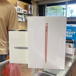 13”MacBook Air M1 256SSD