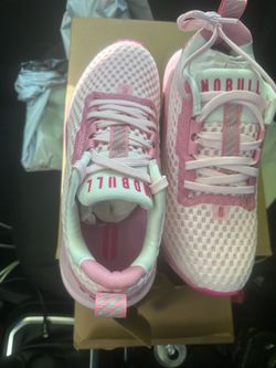 Shoe