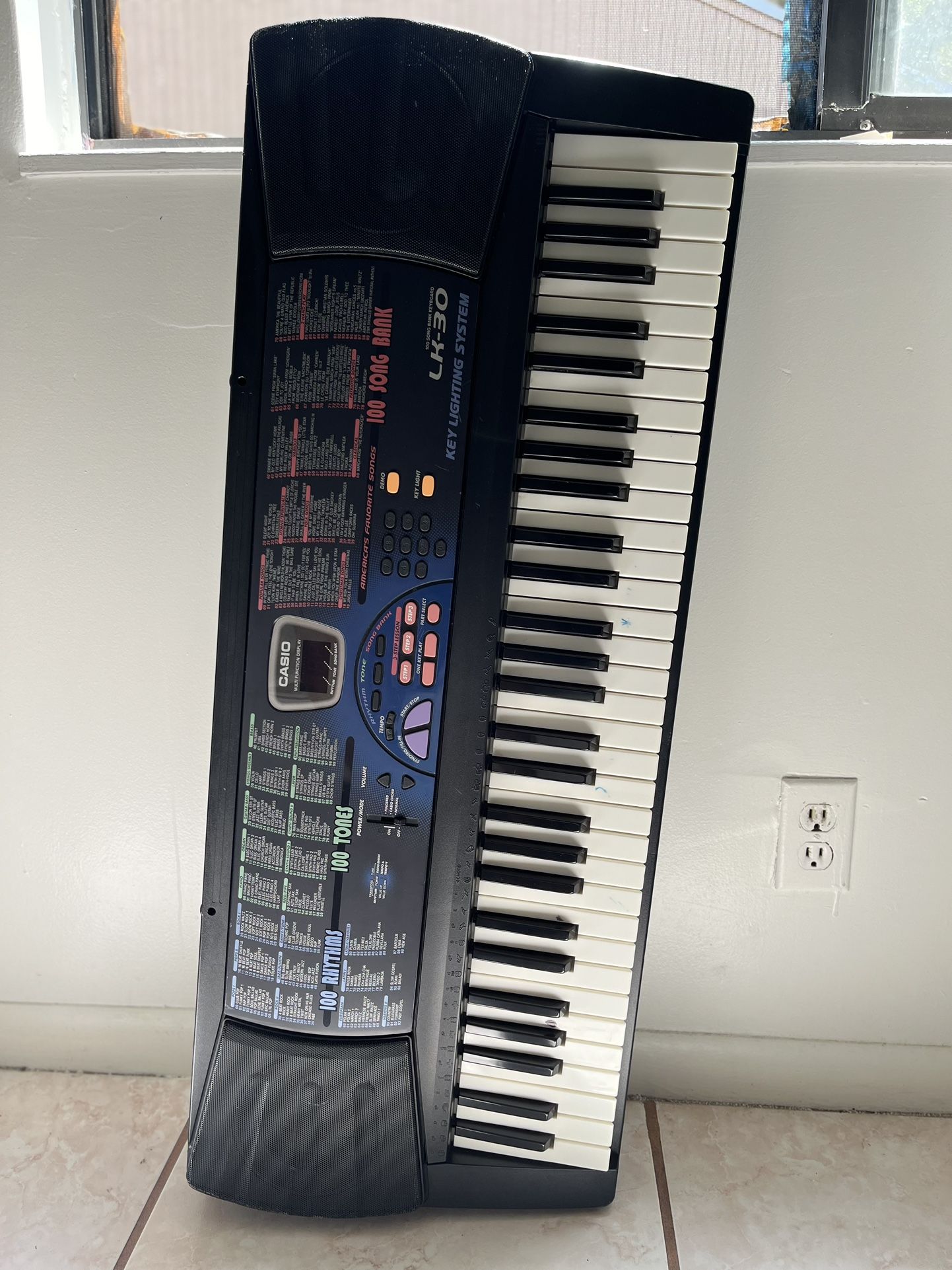 Casio electronic keyboard 
