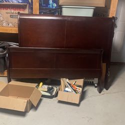 Bed Frame (full)