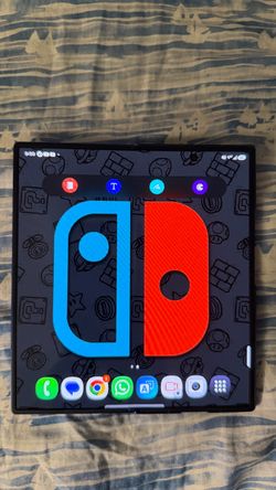 Samsung Galaxy Fold 7 512GB***Almost New***