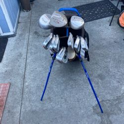 Golf Women’s RH w/TaylorMade Stand Bag