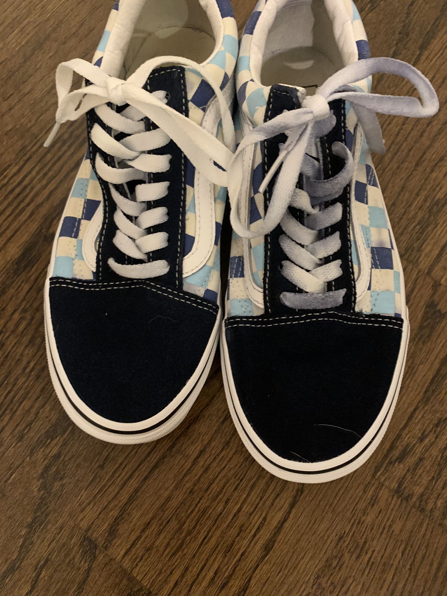 Vans Ladies Shoes size 7.5worn Once