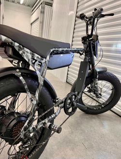 750 Watt Electric E-Bike, 35Mph, Miami Style, 20x4.0 Fat Tire