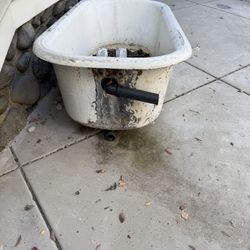 Cast Iron Tub 
