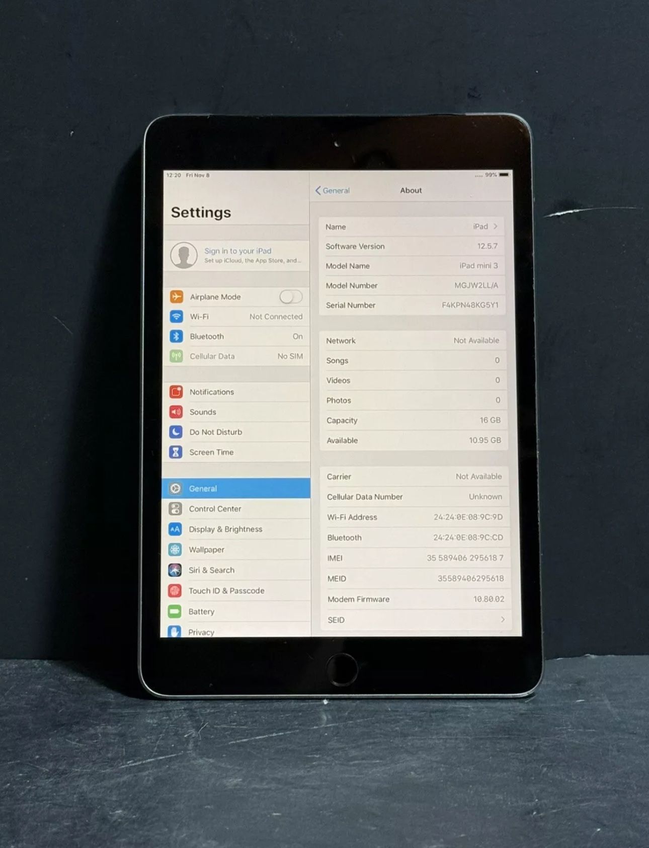 İPad Mini 3rd Gen Cellular And WiFi (unlocked )