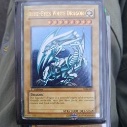 Yu-Gi-Oh Blue Eyes White Dragon 1st Edition SDK-001