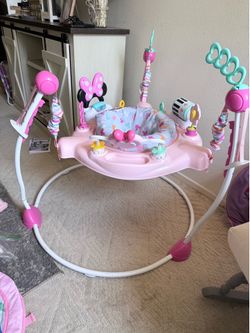 Minnie Mouse bouncer