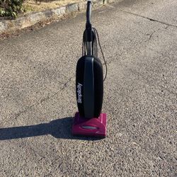 Vacuum Cleaner Works Great 