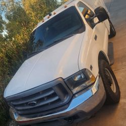 2003 Ford F-350 V10 With Very Low Original Miles And Running Excellent 